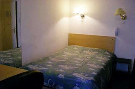 Hotel Des Andelys Paris Luaran gambar